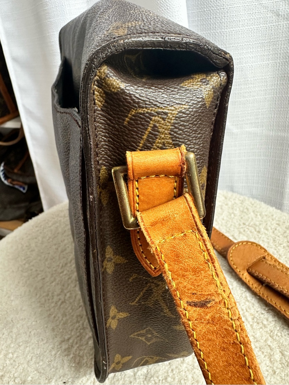 Louis Vuitton Saint Cloud GM – Vintage Monogram Shoulder Bag - Picture 8 of 16
